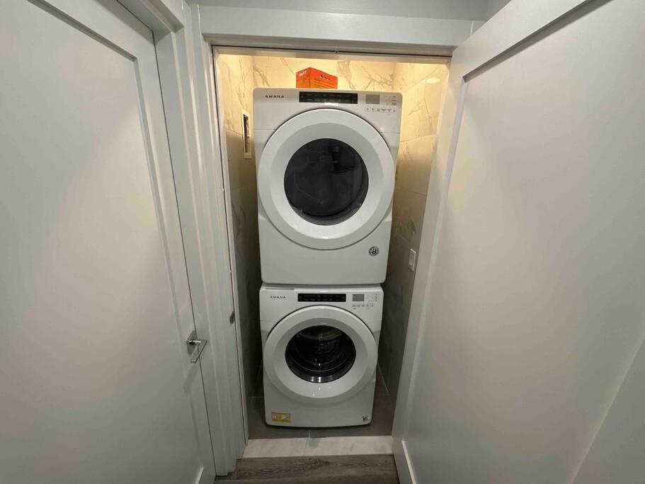 The Classic Suite: 2Br Close To Nyc Paterson Bagian luar foto